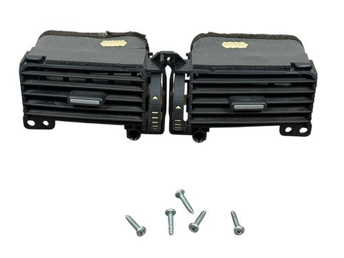 2008–2009 Pontiac G8 Center Dash AC Vent OEM 92181991 / 92161833 Black - actual used OEM auto part, photo 1