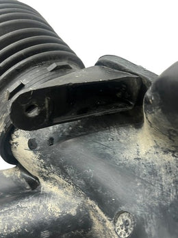 2003 - 2006 CHEVROLET SILVERADO AIR INTAKE TUBE DUCT HOSE 25335335 OEM - actual used OEM auto part, photo 4