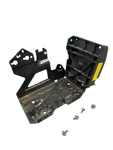 2008–2009 Pontiac G8 Battery Tray Mount Bracket OEM 92216322 + Hardware - actual used OEM auto part, photo 1