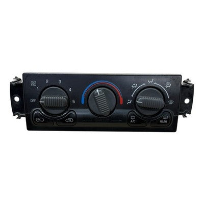 1999-2002 Chevy Silverado Tahoe Sierra Manual Climate Control 15054698 OEM - actual used OEM auto part, photo 1