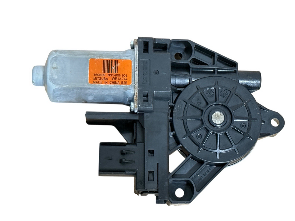 2014-2022 JEEP CHEROKEE FRONT LEFT SIDE DOOR GLASS WINDOW MOTOR MITSUBA OEM - actual used OEM auto part, photo 1