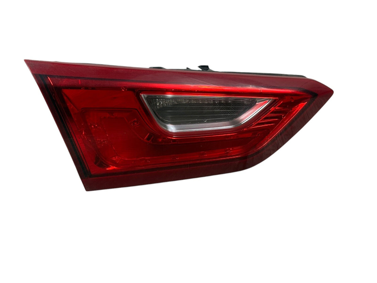 Left Driver Side On-Lid Tail Light For 2016-2023 Malibu GM2802114 84130996 - actual used OEM auto part, photo 1